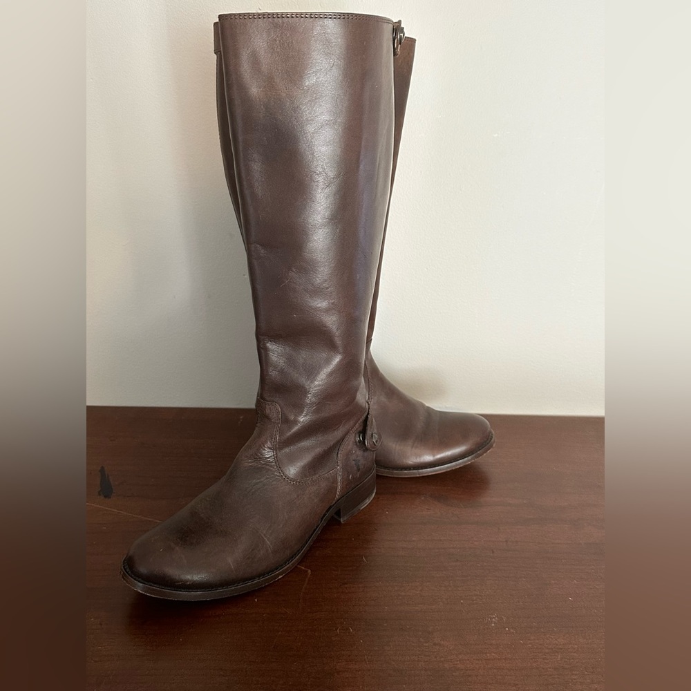 Frye Melissa Button Back Zip Boots Size 6